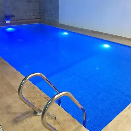 Villa Daily Tour Rent Eskiomerler